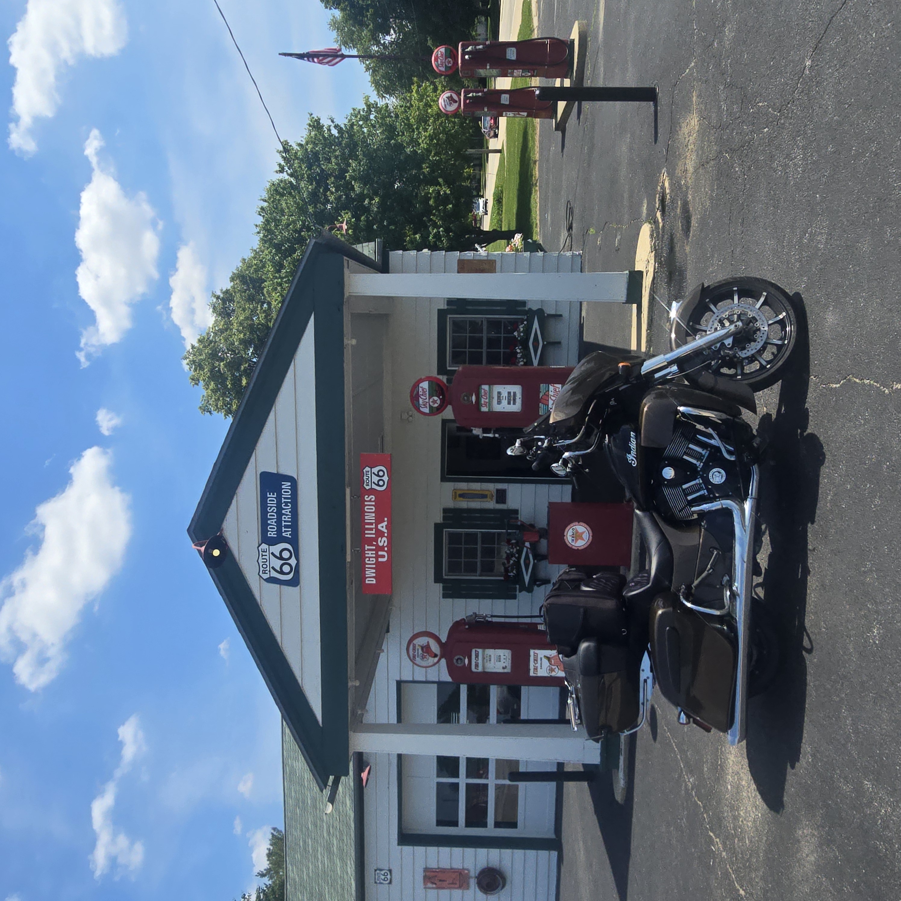 Ambler's Texaco Station, Atlanta IL
